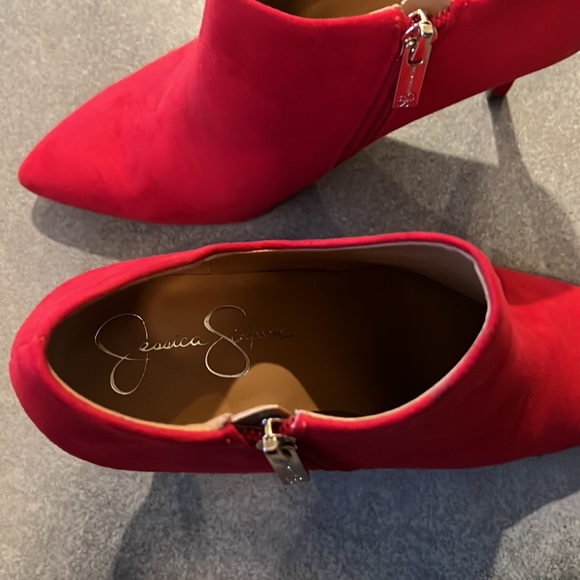 Jessica Simpson Red Heels - Picture 6 of 7